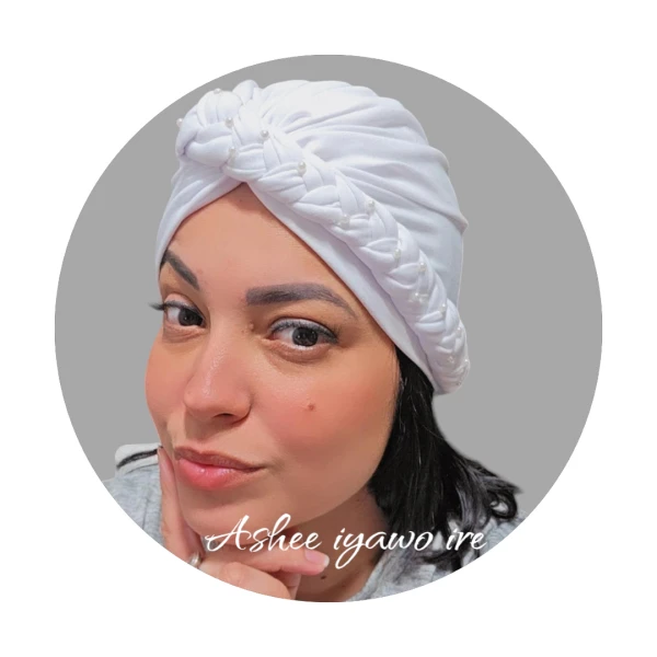 Media trensa's foto | Ashee Iyawo Ire |  BizneCubano