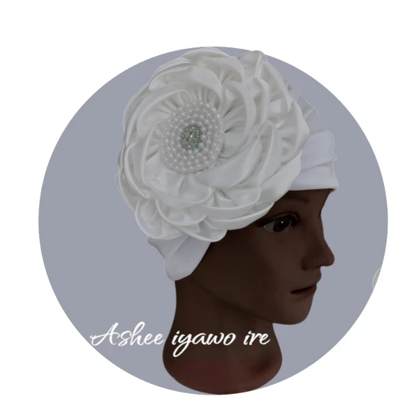 Razón bello's foto | Ashee Iyawo Ire |  BizneCubano