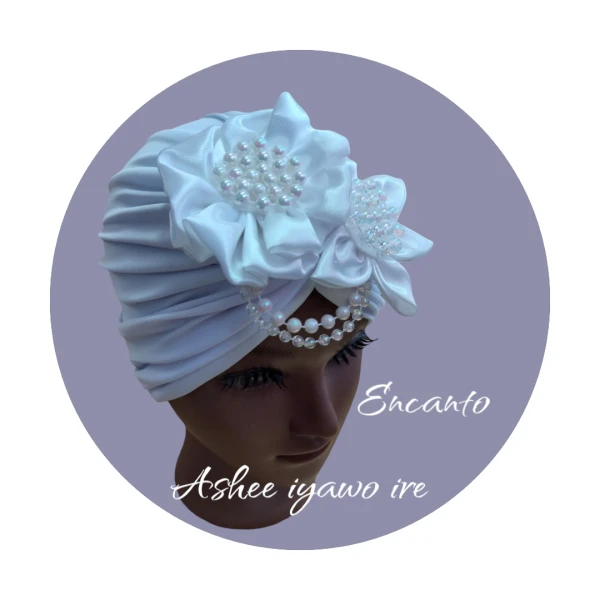 Encanto's foto | Ashee Iyawo Ire |  BizneCubano