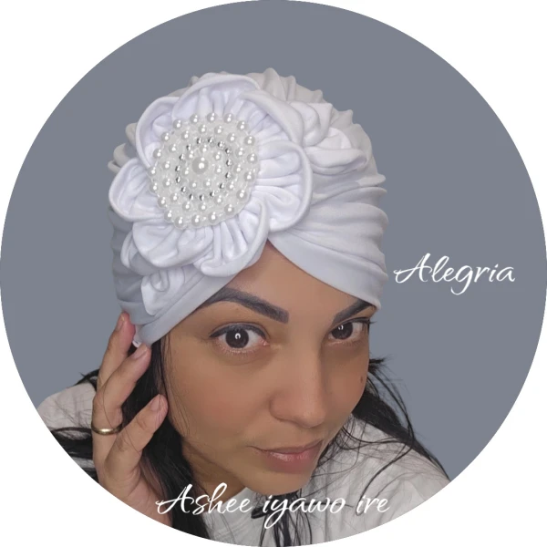 Alegria's foto | Ashee Iyawo Ire |  BizneCubano